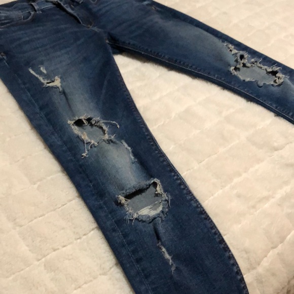 EXPRESS - Distressed Skinny Jeans - Picture 6 of 11